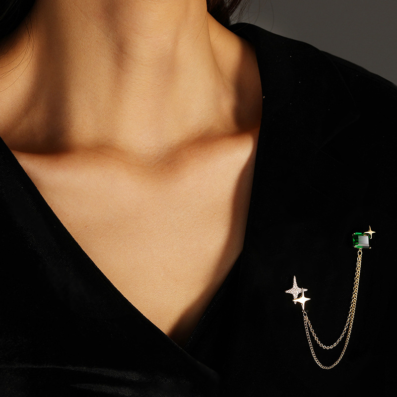 Star emerald Brooch - Bijoux Royal